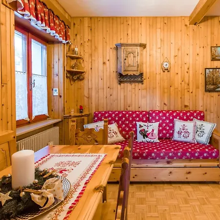 Apartament A Casa Delle Dolomiti *